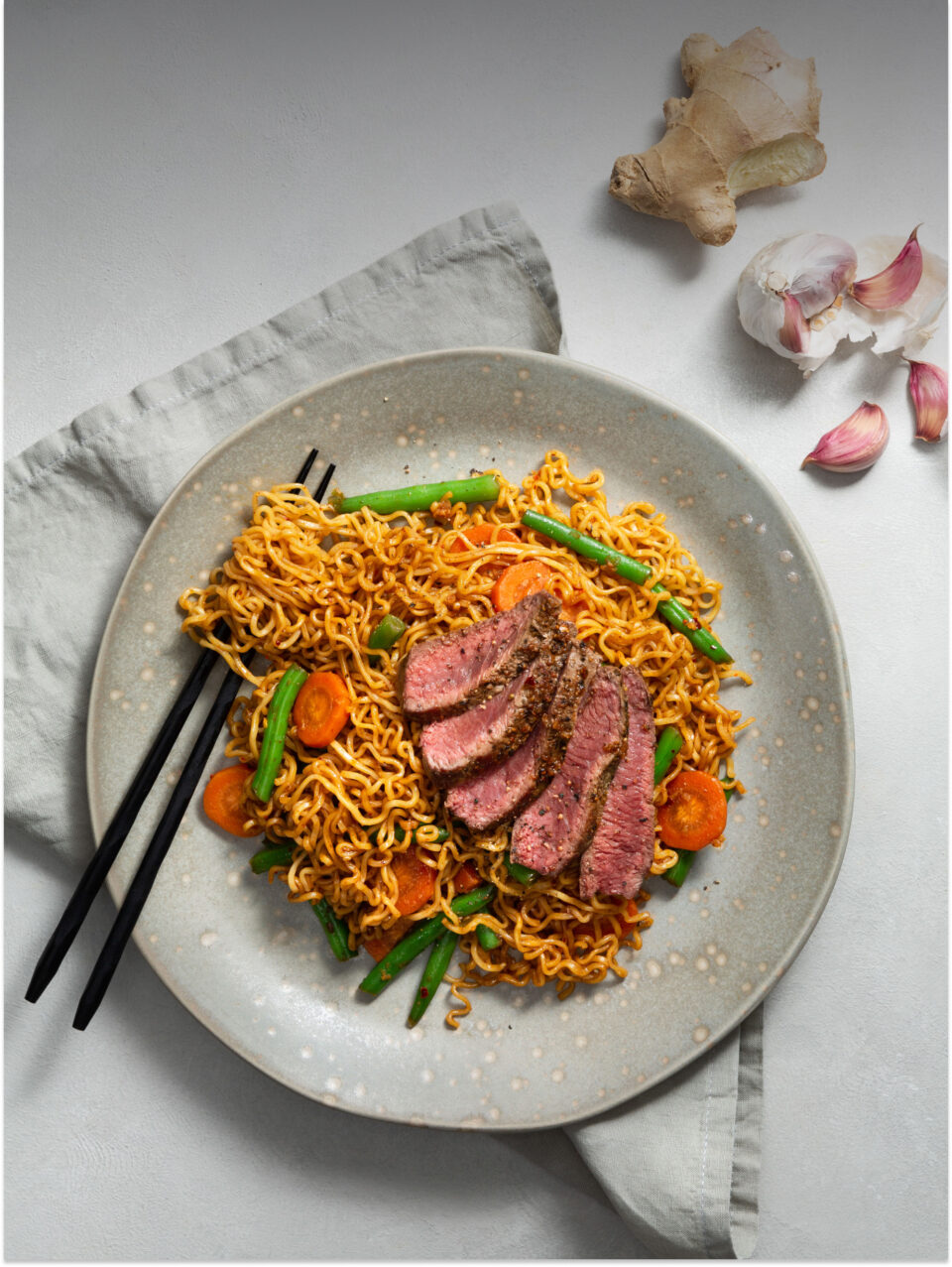 indomie-cover-gradient3